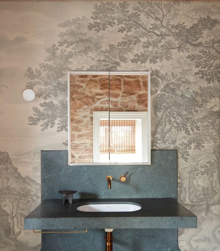 tapeta-ethereal-forest-beige